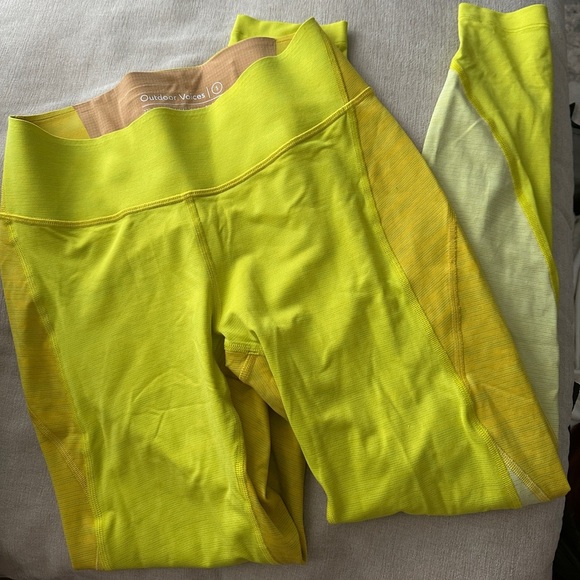 Outdoor Voices Tech Sweat Tech Leggings - Neon Yellow - Picture 4 of 6